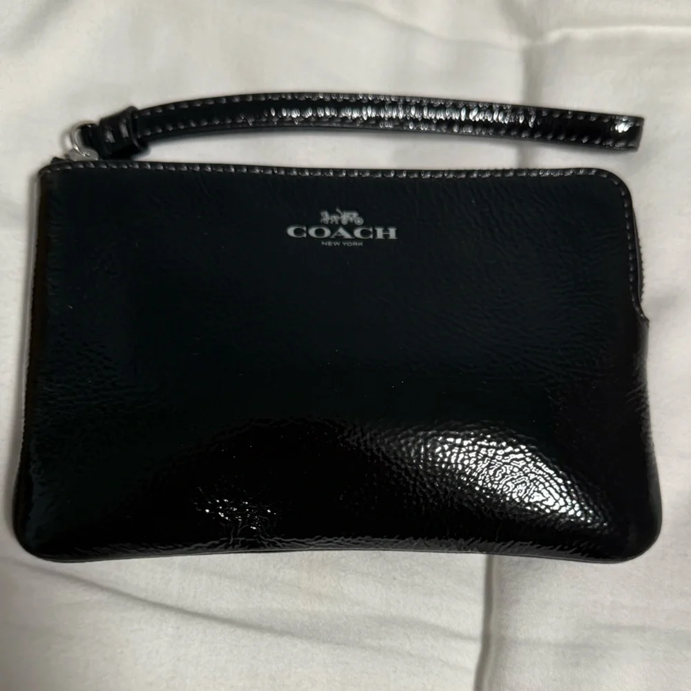 Coach Black Patent Leather Wristlet! NWT